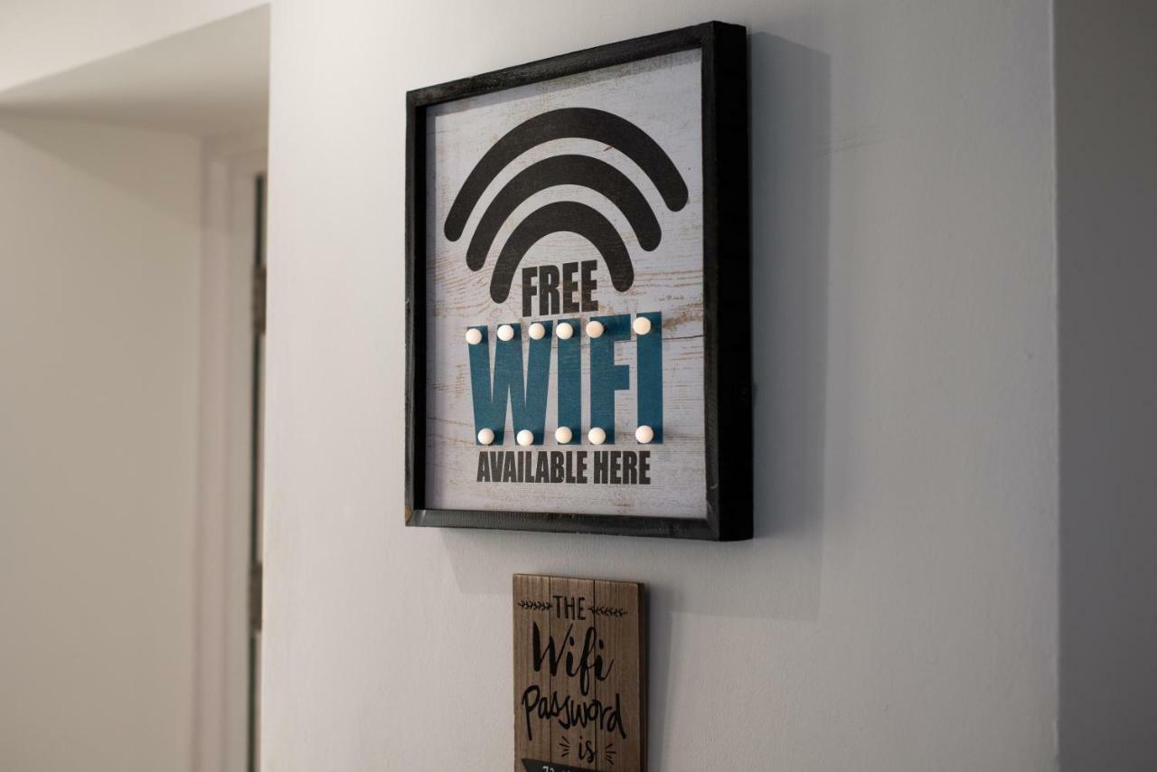 Wow, What A Space, Check Out! Apartment Swansea