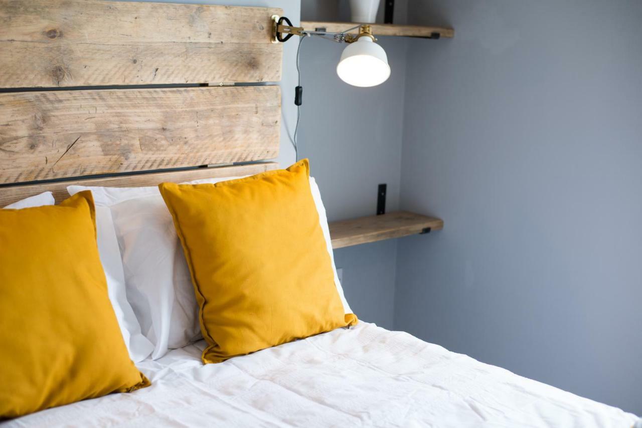 Wow, What A Space, Check Out! Apartment Swansea